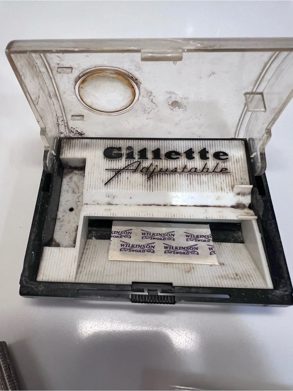 Vintage Gillette Adjustable Safety Razor With Original Case